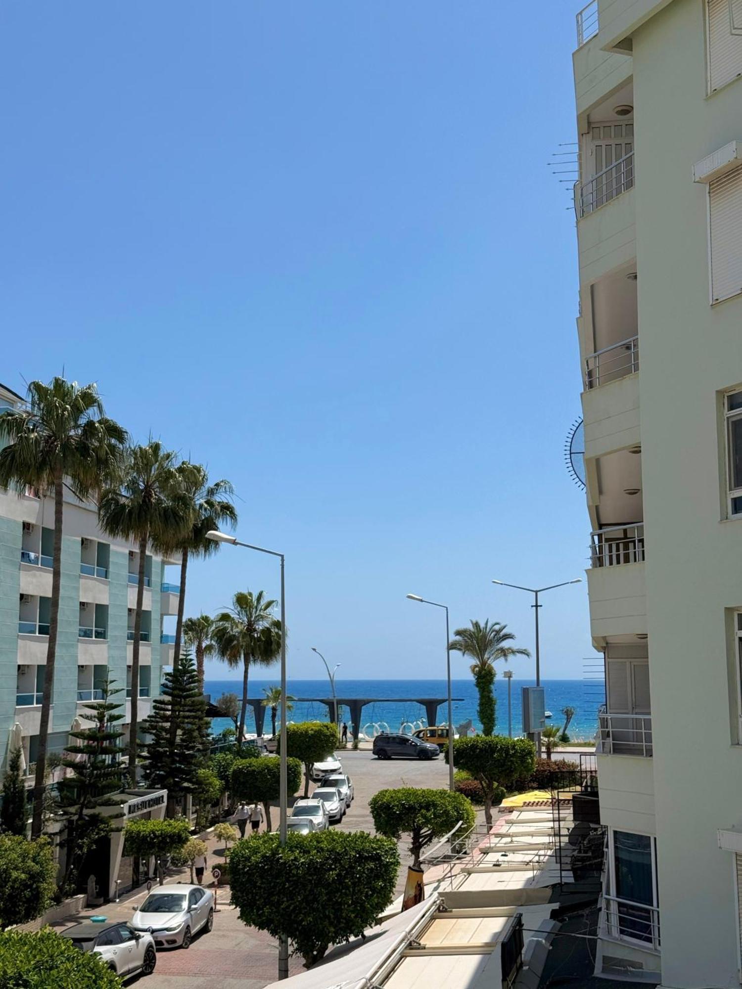 Sa Apartments! Beachfront Apartment With Sea View & Pool Αλάνια Εξωτερικό φωτογραφία
