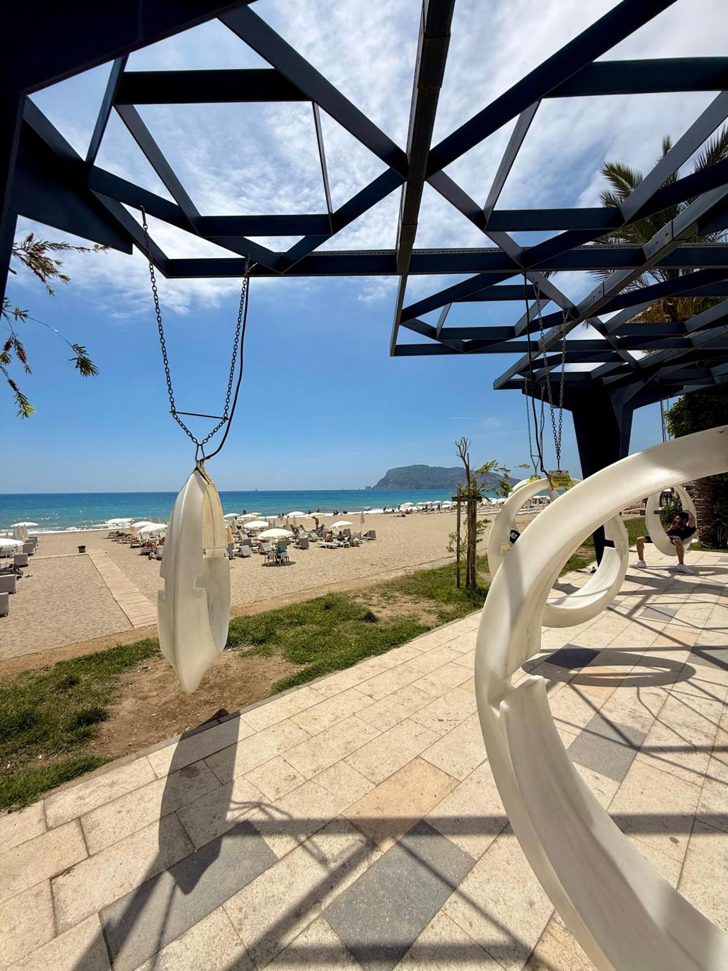 Sa Apartments! Beachfront Apartment With Sea View & Pool Αλάνια Εξωτερικό φωτογραφία
