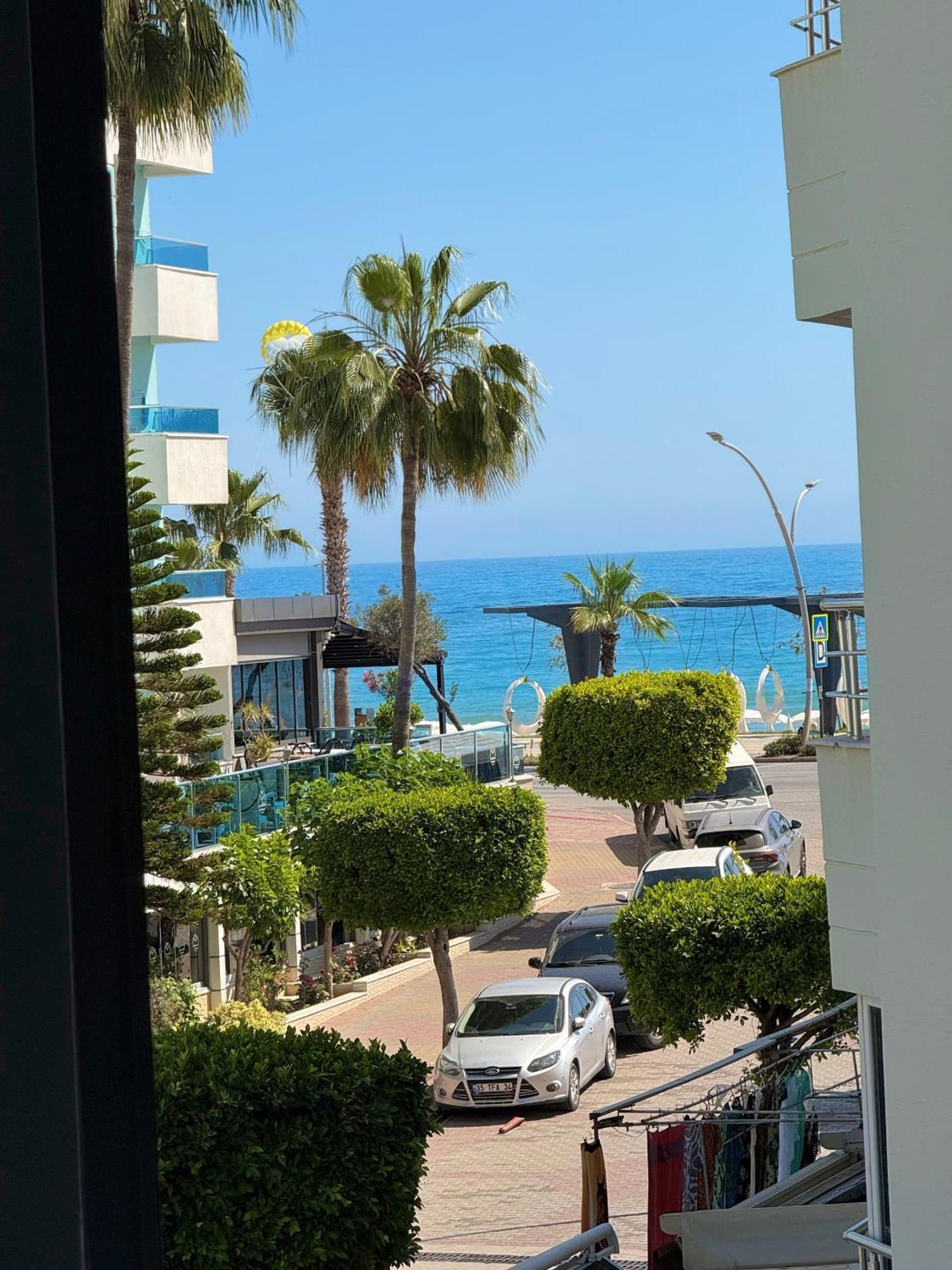 Sa Apartments! Beachfront Apartment With Sea View & Pool Αλάνια Εξωτερικό φωτογραφία