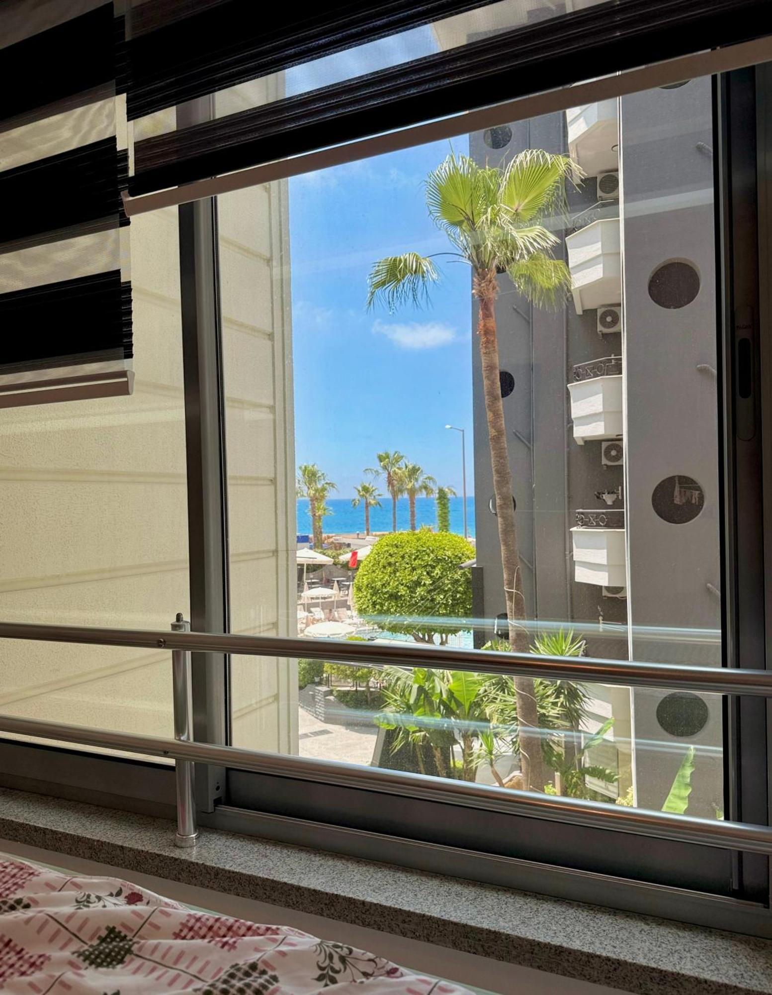 Sa Apartments! Beachfront Apartment With Sea View & Pool Αλάνια Εξωτερικό φωτογραφία